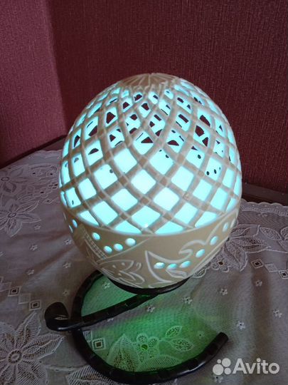 Резные страусинные яйца