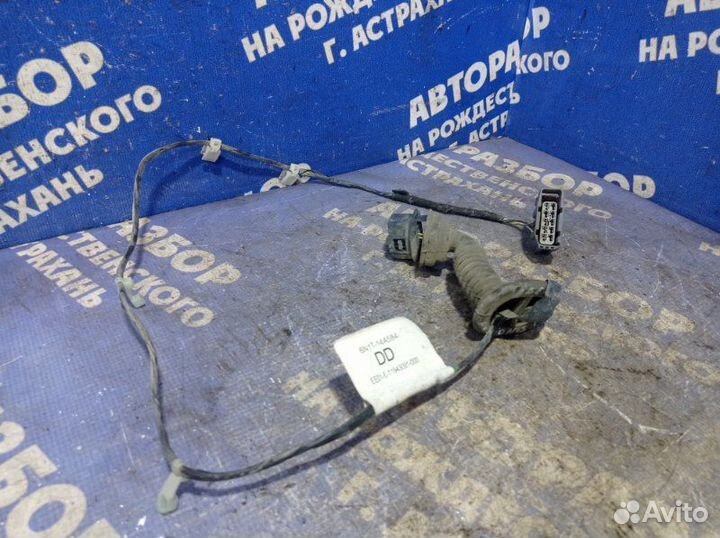 Проводка двери Ford Fusion хэтчбек 2008