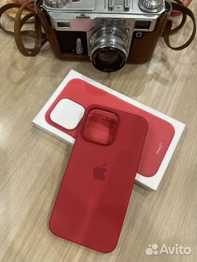 Чехол на iPhone 13 Pro