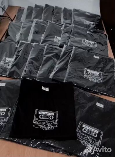 Брендирование одежды, печать логотипов, вышивка