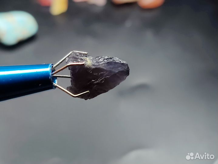 Иолит Кордиерит черный