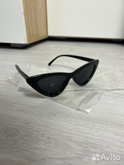 Солнцезащитные очки женские новые
