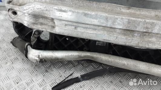 Передняя панель крепления облицовки (телевизор) au