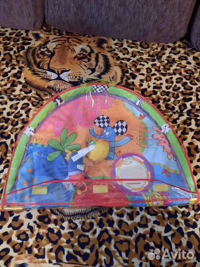 Развивающий коврик