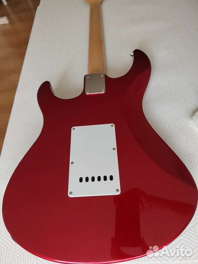 Электро гитара Yamaha Pacifica