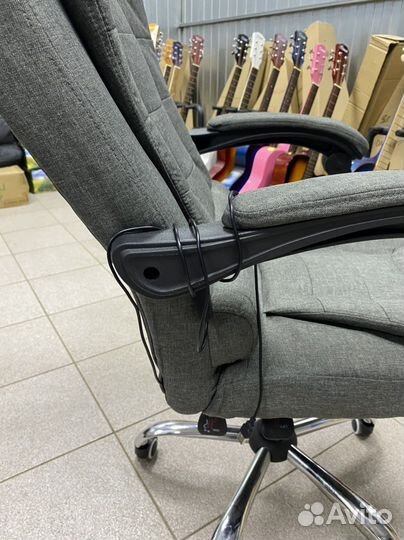 Офисное кресло с массажем