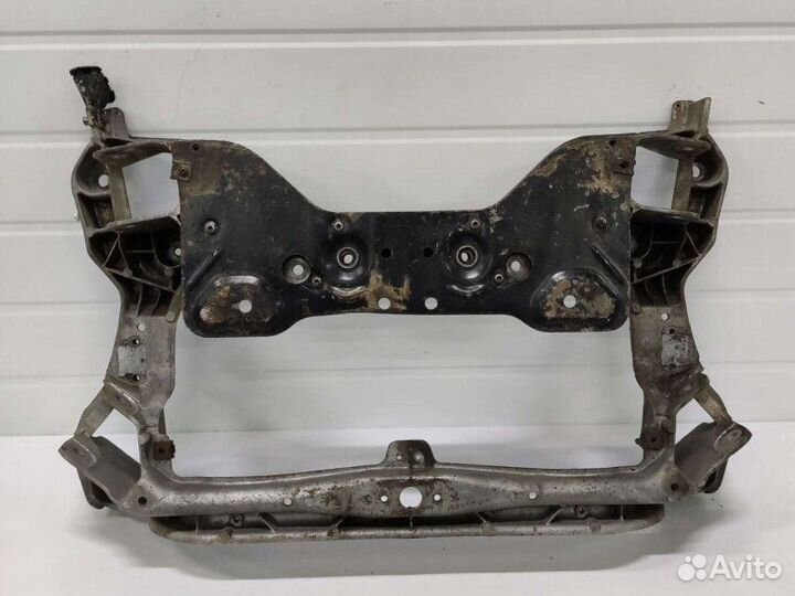 Подрамник Mercedes C W203