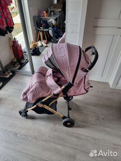 Коляска прогулочная Farfello