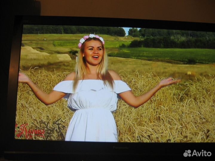 Телевизор 42д