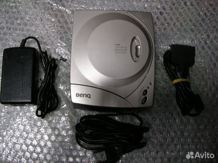 Внешний привод Benq CD-RW