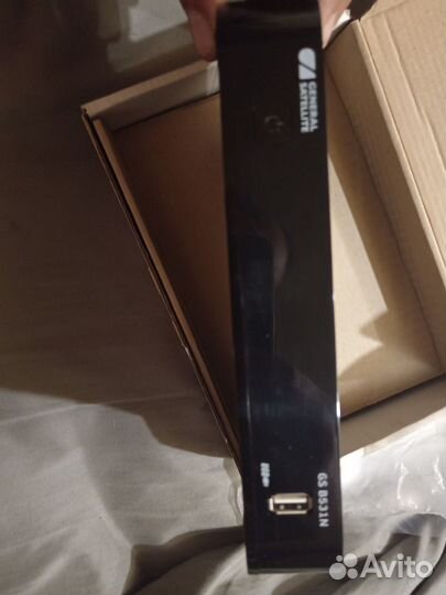 Ресивер триколор GS B531N