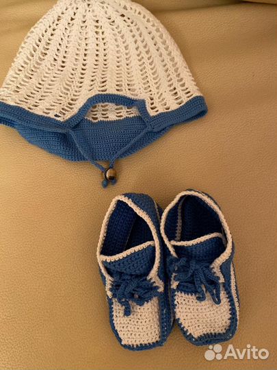 Чепчик вязаный