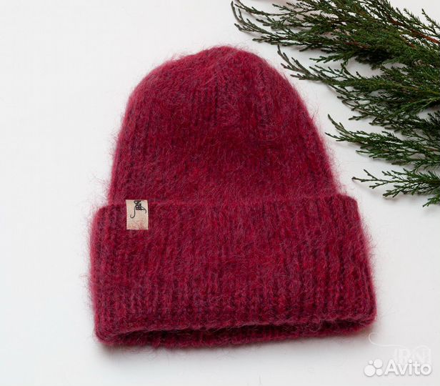 Шапка женская вязаная, ручная работа