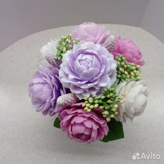 Букет цветы пионы, розы из мыла