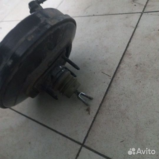 Вакуумный усилитель тормозов пежо206