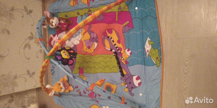 Развивающий коврик