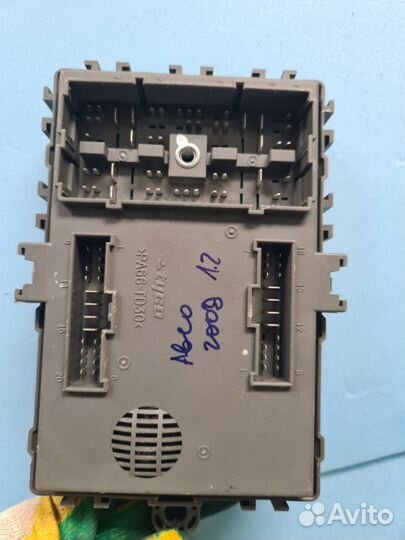Блок предохранителей салонный Chevrolet Aveo T250