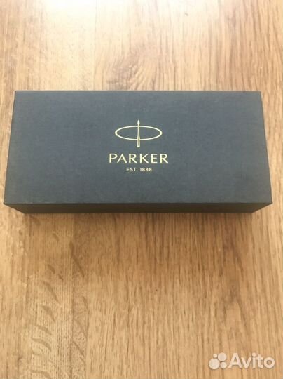 Коробка и паста parker