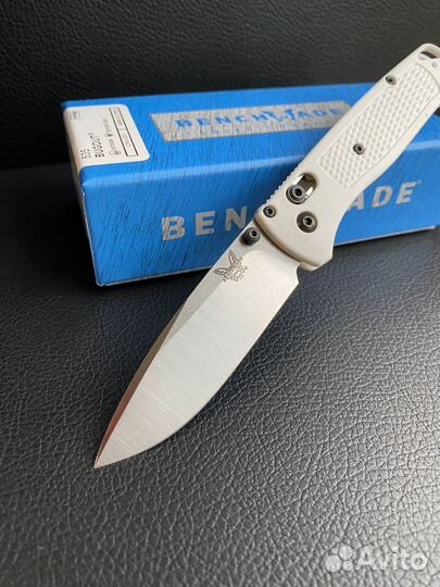 Нож Benchmade Bugout 535 Белый