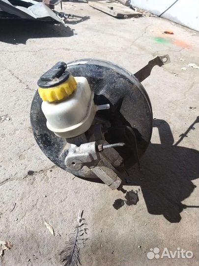 Главный тормозной цилиндр в сборе с вакуумом ланос