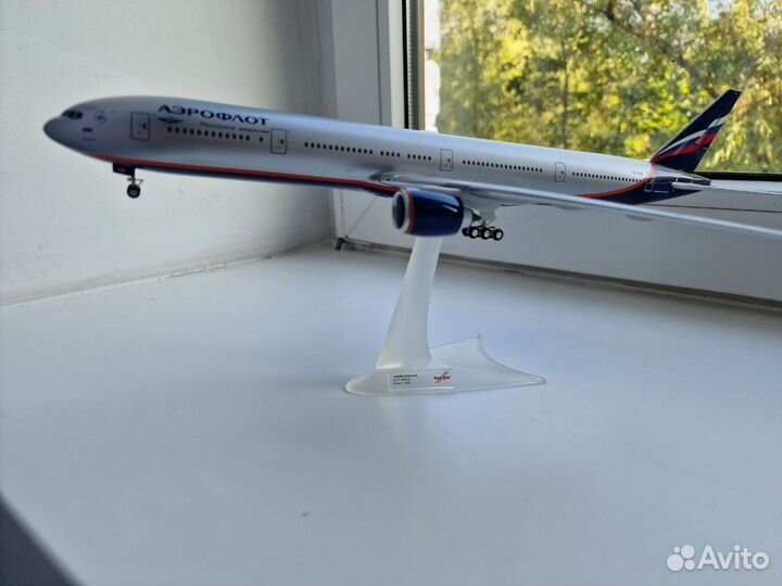Самолёт Boeing 777-300ER Аэрофлот, Herpa 1/200