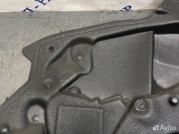 Шумоизоляция задняя правая Ford Focus 3 2011-2015