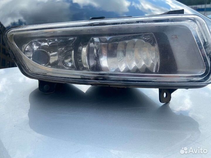 Фара противотуманная polo правая