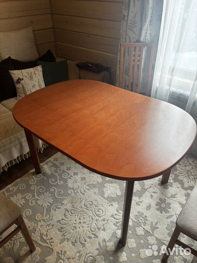 Кухонный стол и стулья комплект бу