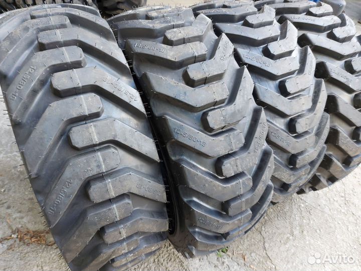 Шина для экскаватора погрузчика Jcb 12.580 Ozka