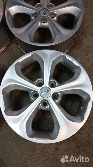 Kia Sorento R17 (43)оригинал