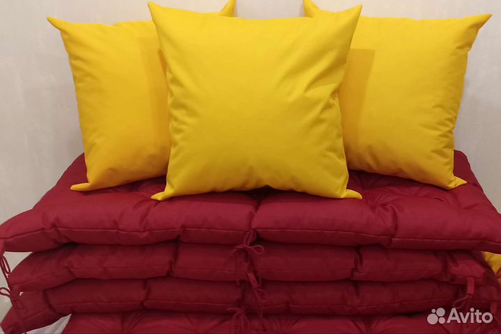 Непромокаемые подушки на стулья