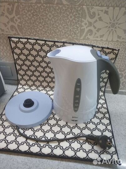 Электрический чайник Braun WK210 Германия