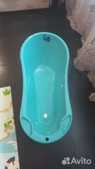 Ванночка для купания с горкой