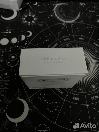 Коробка от airpods pro