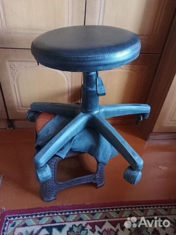 Стул для косметолога