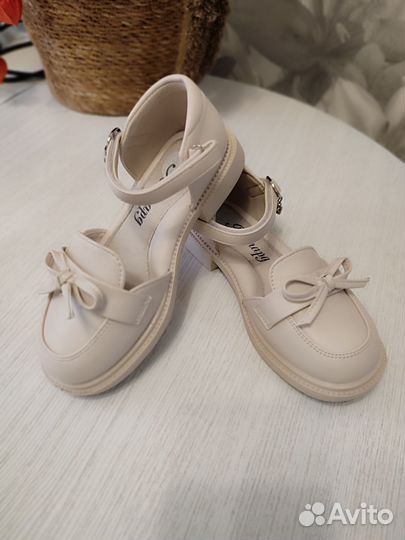 Туфли на девочку