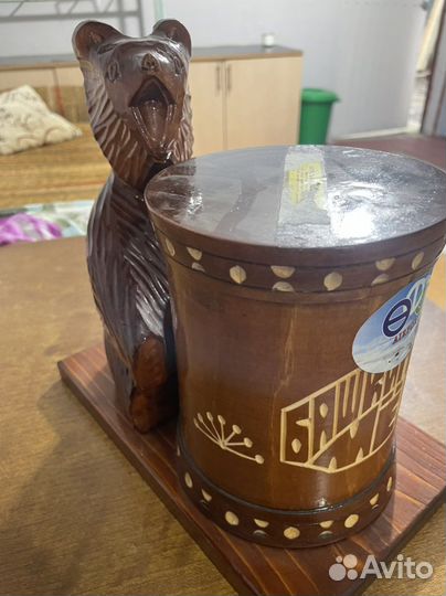 Статуэтка из дерева