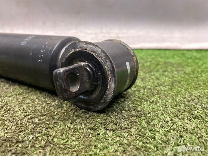 Амортизатор подвески Mercedes-Benz