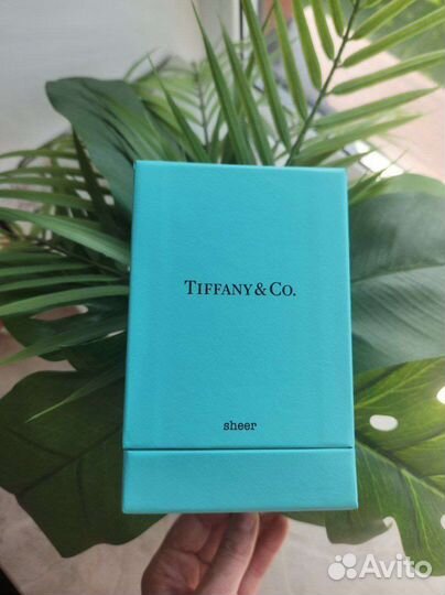 Мужская и женска туалетная вода Tiffany