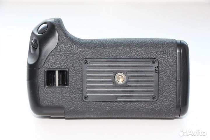 Батарейный блок для Canon 550D/ 600D/ 650D/ 700D