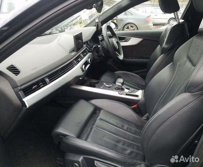 Audi A4 B9 2017 г по запчастям