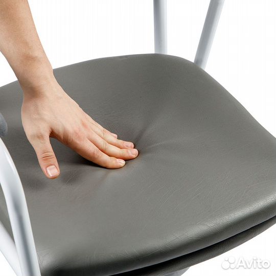 Кресло-Туалет TU 2 с мягкими спинкой и сиденьем