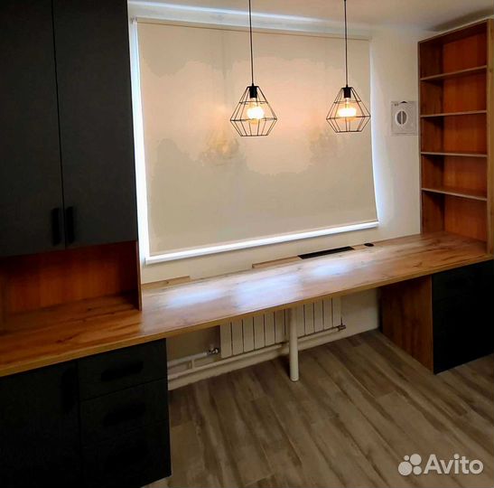 Рабочая зона у окна