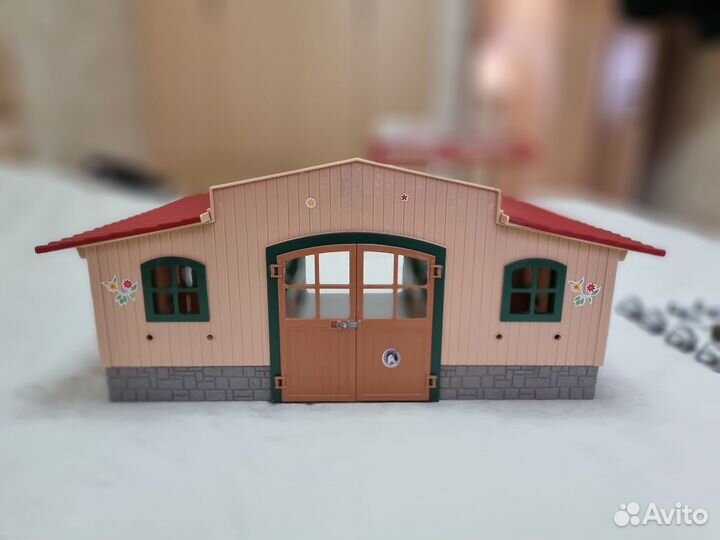 Игровой набор Schleich Конюшня с аксессуарами 4219