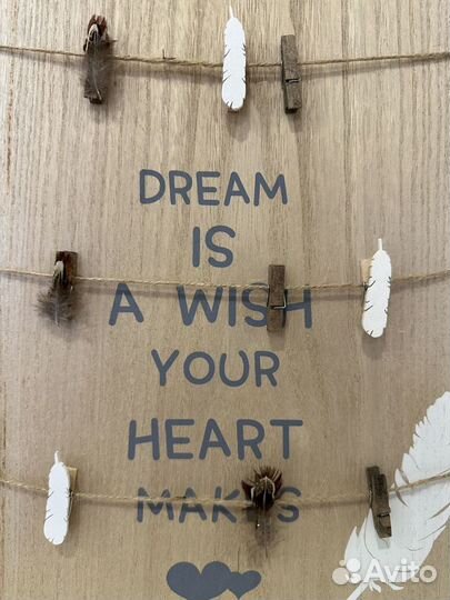 Рамка для фотографий с прищепками