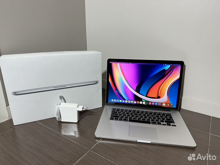 Apple MacBook Pro 15 2015 16/256 Core i7/ Retina