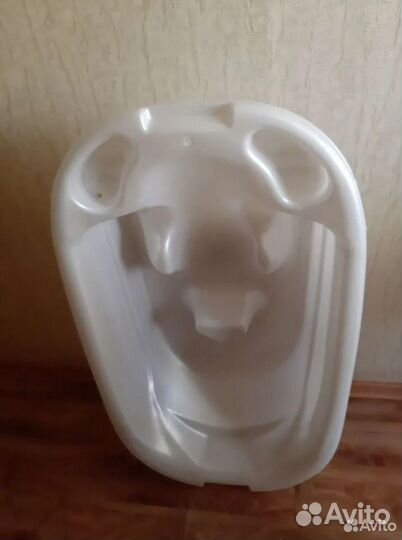 Ванночка для купания с горкой