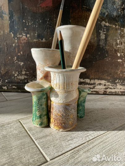 Керамическая подставка для канцелярии