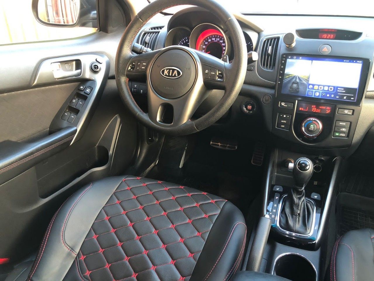 Kia Cerato: фото владельца