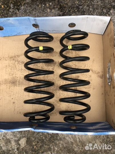 Пружины задние универсал BMW 5 E39 бмв 5 Е39